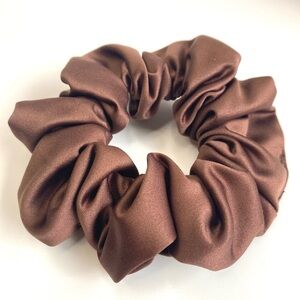 Chocolate scrunchie